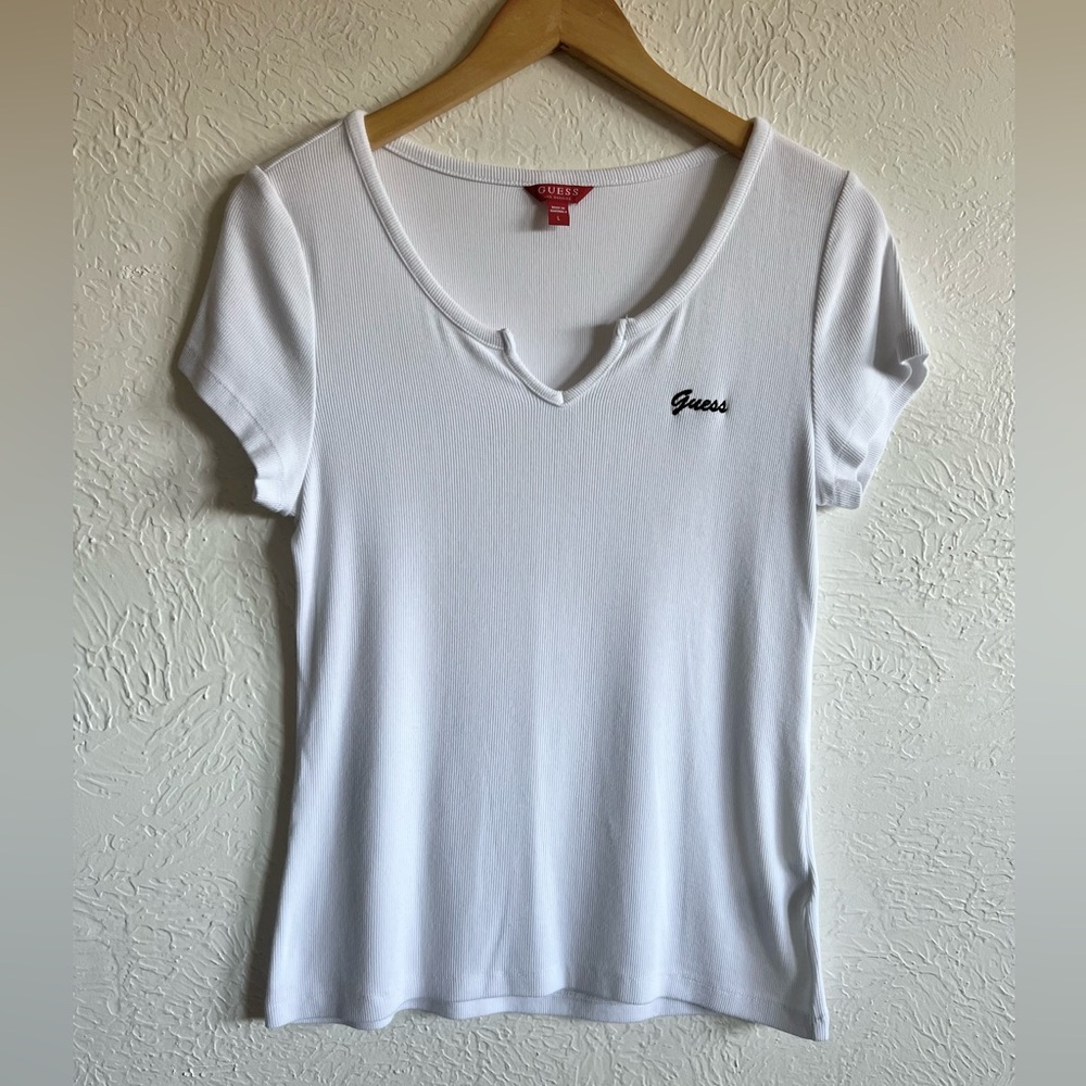 3/$12 Guess Basic White Tee Shirt w/ Logo Ribbed Super Soft Size Large